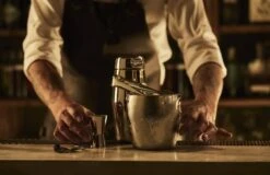 Alessi Ice Bucket, Mirror Polished Steel -Kitchen Utensils Shop 0009 Mixology 5 3x2 1