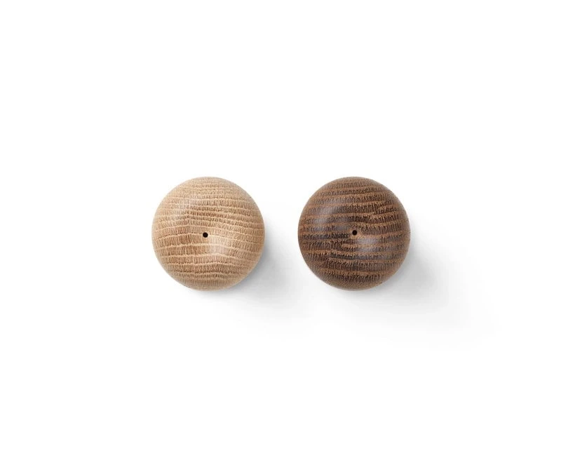 Kay Bojesen Menageri Salt And Pepper Set, Oak - Smoked Oak 2 Kay Bojesen Menageri Salt And Pepper Set, Oak - Smoked Oak - Image 2