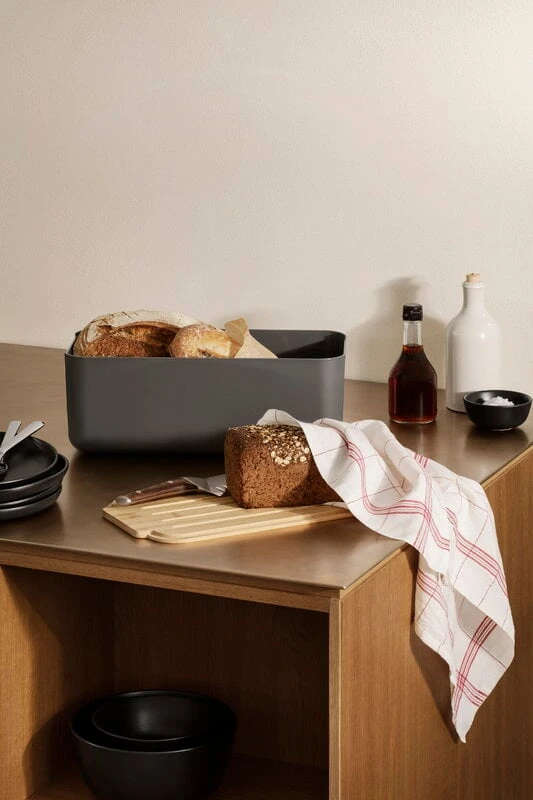 Eva Solo Bread Bin, Grey 4 Eva Solo Bread Bin, Grey - Image 4