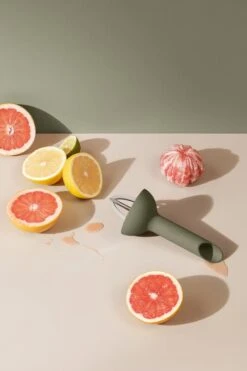 Eva Solo Green Tool Citrus Press, Green 8 Eva Solo Green Tool Citrus Press, Green -Kitchen Utensils Shop 531511 3