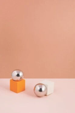 Valerie_objects Pepper Mill, Orange -Kitchen Utensils Shop 736 vo18 mullervanseveren pepperandsaltmill v8018001 v8018002 2