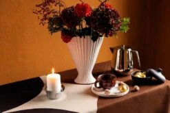 Georg Jensen Helix Teapot, 1 L -Kitchen Utensils Shop Fds jouluruoka12 22 suvi kesalainen