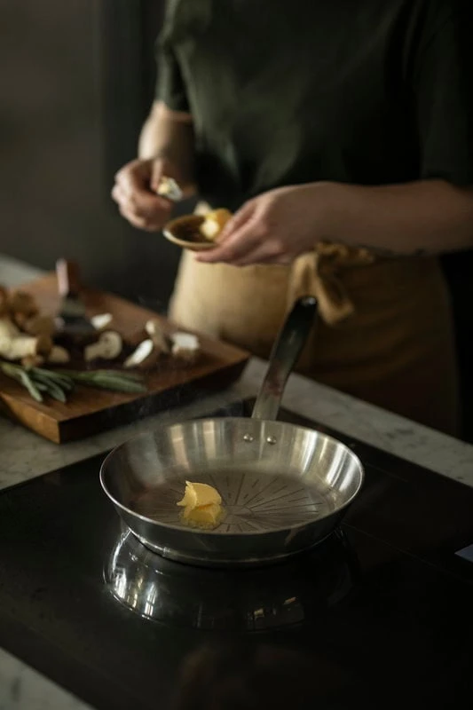 Fiskars All Steel Pure Frying Pan 24 Cm 6 Fiskars All Steel Pure Frying Pan 24 Cm - Image 6