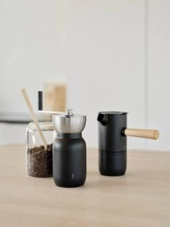 Stelton Collar Coffee Grinder, Black - Steel -Kitchen Utensils Shop LS 423 1 Collar steel