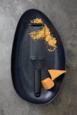 Microplane Black Sheep Series Fine Grater 10 Microplane Black Sheep Series Fine Grater -Kitchen Utensils Shop Microplane Black Sheep 43004 FIne Cheddar 2
