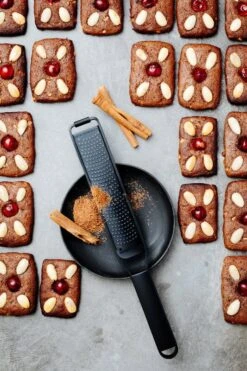 Microplane Black Sheep Series Zester Grater -Kitchen Utensils Shop Microplane Black Sheep 43020 Zester Gingerbread 07