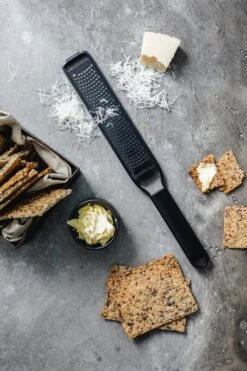 Microplane Black Sheep Series Zester Grater -Kitchen Utensils Shop Microplane Black Sheep 43020 Zester Parmesan Crisps 2