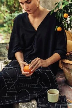 Saana Ja Olli Unien Talo Pot Holder/trivet, Black 9 Saana Ja Olli Unien Talo Pot Holder/trivet, Black -Kitchen Utensils Shop Saana ja Olli Unien talo 3 Suvi Kes l inen hires 1