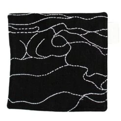 Saana Ja Olli Rakkauden Meri Pot Holder, Black - White