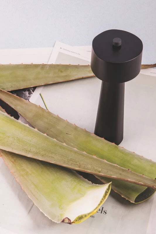 Valerie_objects Maarten Baas Pepper Mill, Matt Black 5 Valerie_objects Maarten Baas Pepper Mill, Matt Black - Image 5