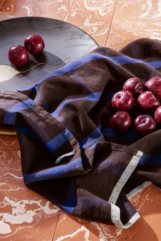Ferm LIVING Hale Tea Towel, Brown - Blue 2 Ferm LIVING Hale Tea Towel, Brown - Blue - Image 2