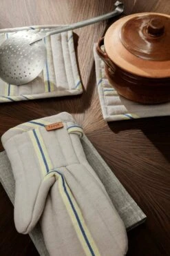 Ferm LIVING Hale Oven Mitt, Oyster - Lemon - Bright Blue -Kitchen Utensils Shop fermLIVING SS22 HaleOvenMitt HalePotHolders image 1 1