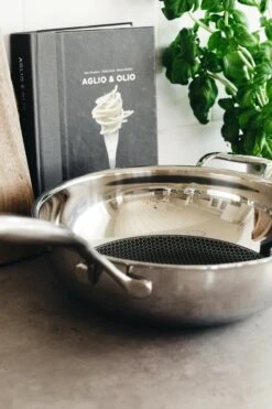 Heirol Steelsafe Pro Wok/frying Pan 6 Heirol Steelsafe Pro Wok/frying Pan -Kitchen Utensils Shop wokki paistokasari 28 cm steelsafe pro